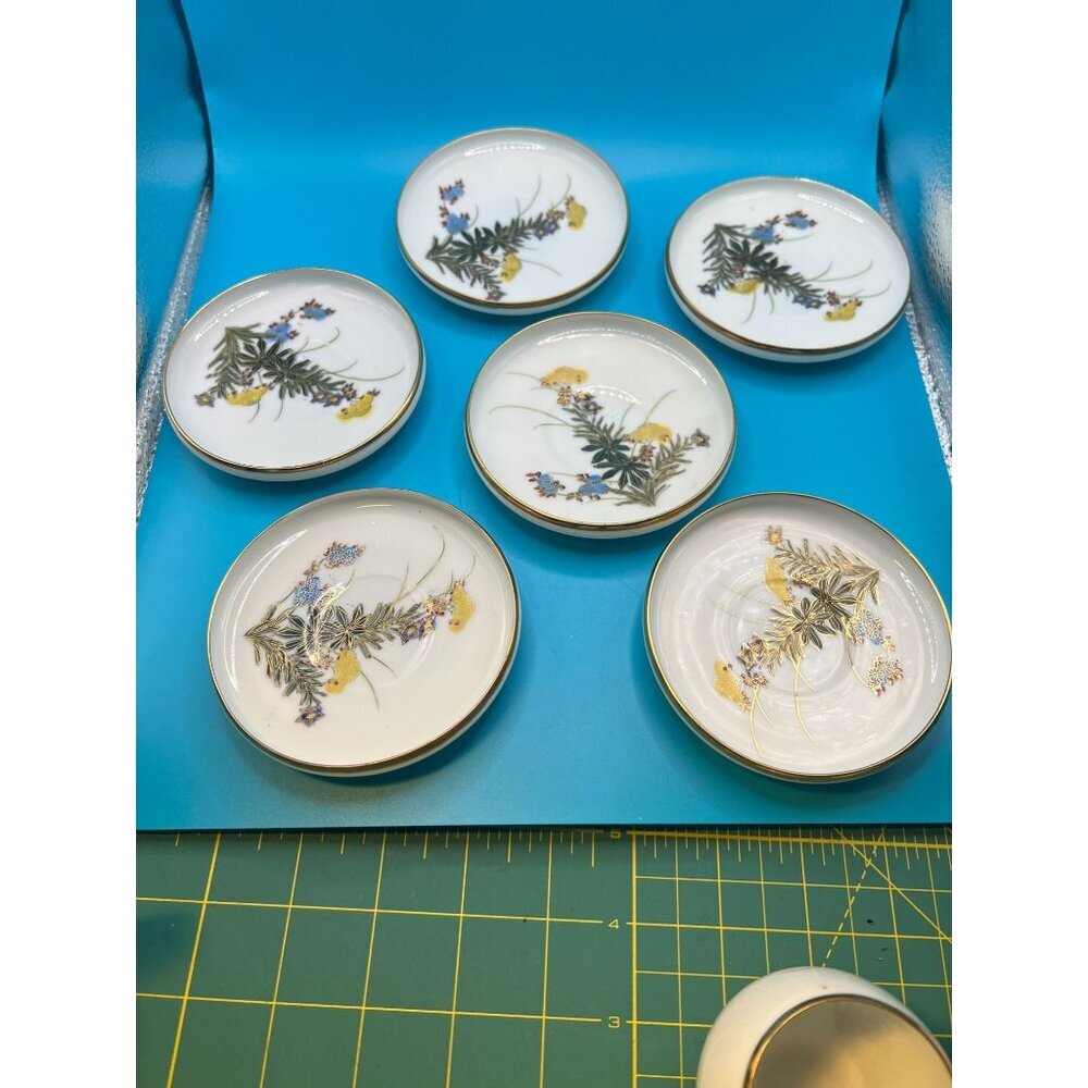 Vintage Kutani   Porcelain Tea Set With Floral & Gold - Picture 9 of 13